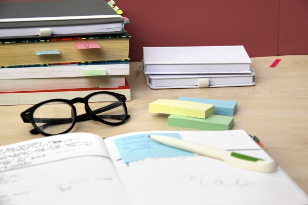 Warum sind Klebezettel so nützlich im Büro? Warum sind Klebezettel so nützlich im Büro?