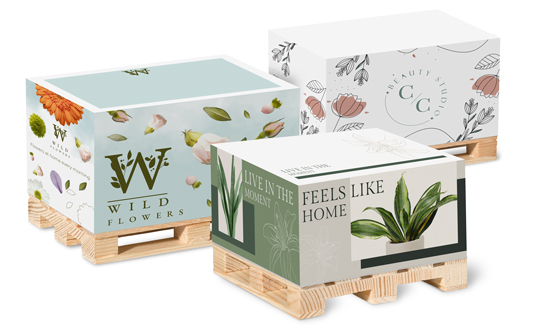 Notizzettelklötze auf Mini-Holzpalette Notizzettelklötze auf Mini-Holzpalette