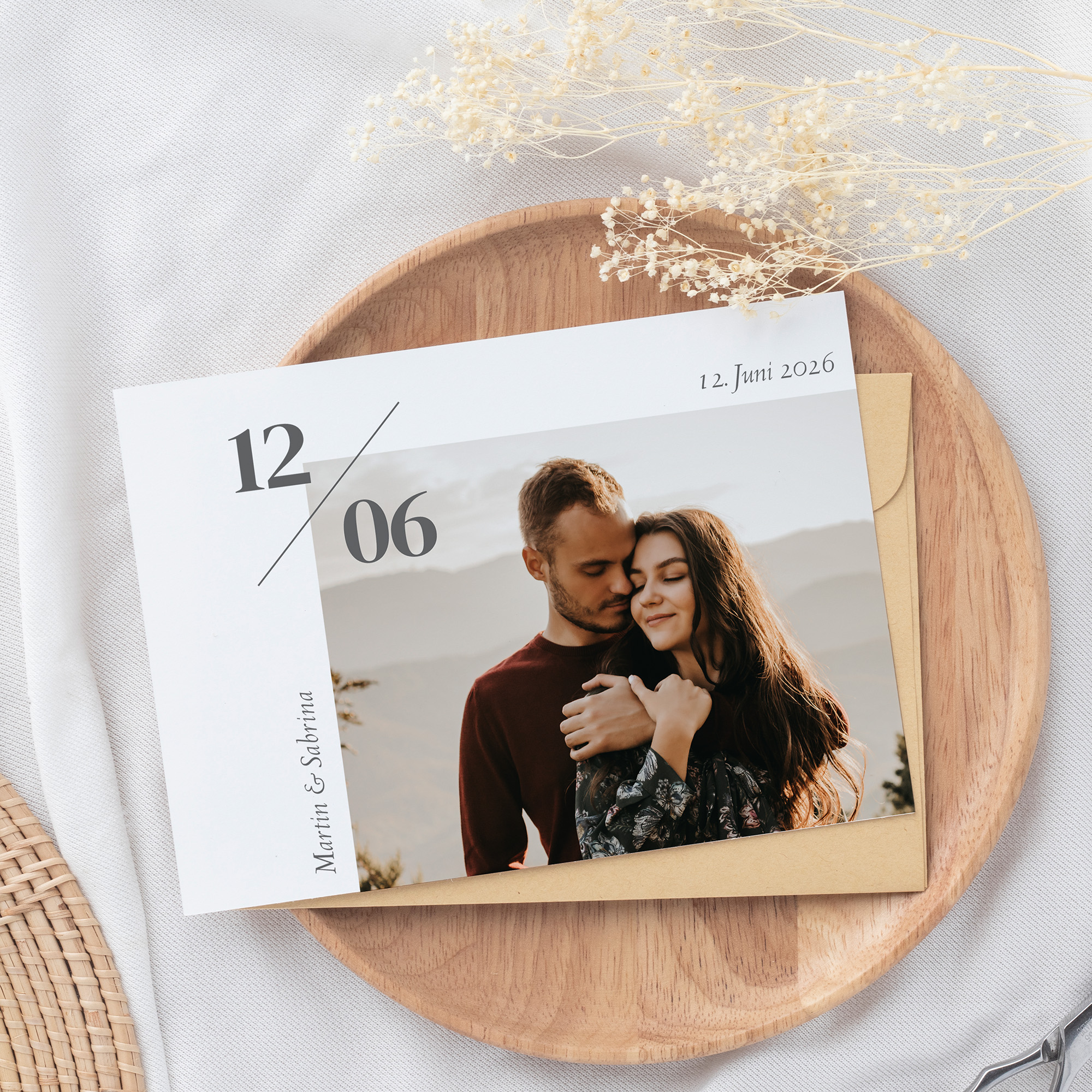 Postkarte DIN A6 im Querformat - Minimalistisch "Helsinki"