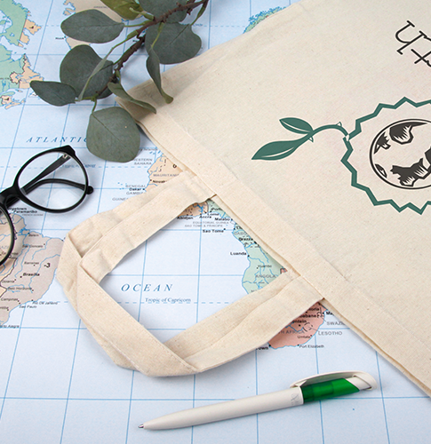 Bedruckbare Werbestofftaschen aus recycelten Materialien - Nachhaltige Werbung mit Stil Bedruckbare Werbestofftaschen aus recycelten Materialien - Nachhaltige Werbung mit Stil